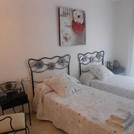 Hostal Ca La Irene Sant Vicens De Castellet Room photo